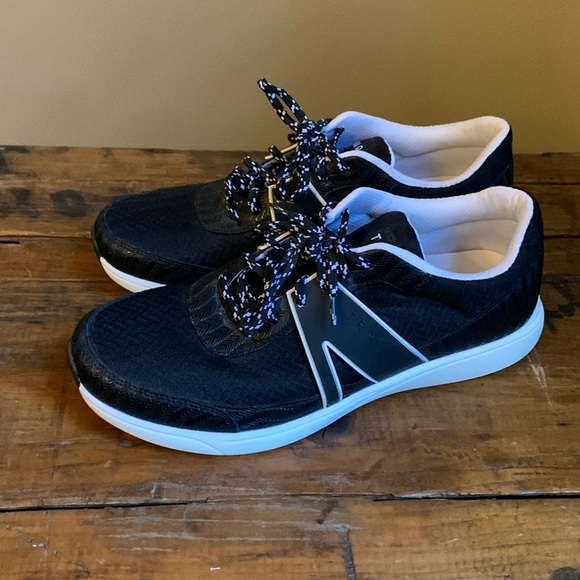 TRAQ BY ALEGRIA Qarma Womens Smart Walking Shoe QAR-5984 Size 41 - Picture 1 of 10